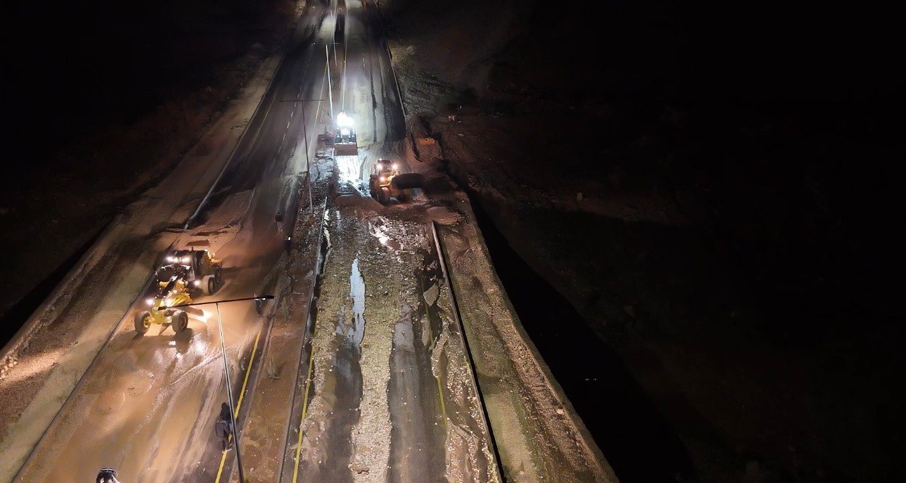 Adıyaman’da etkili olan sağanak yağışla beraber heyelan meydana geldi.