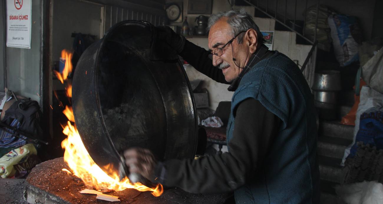63 yıllık kalay ustası: "Bu meslek benimle biter"