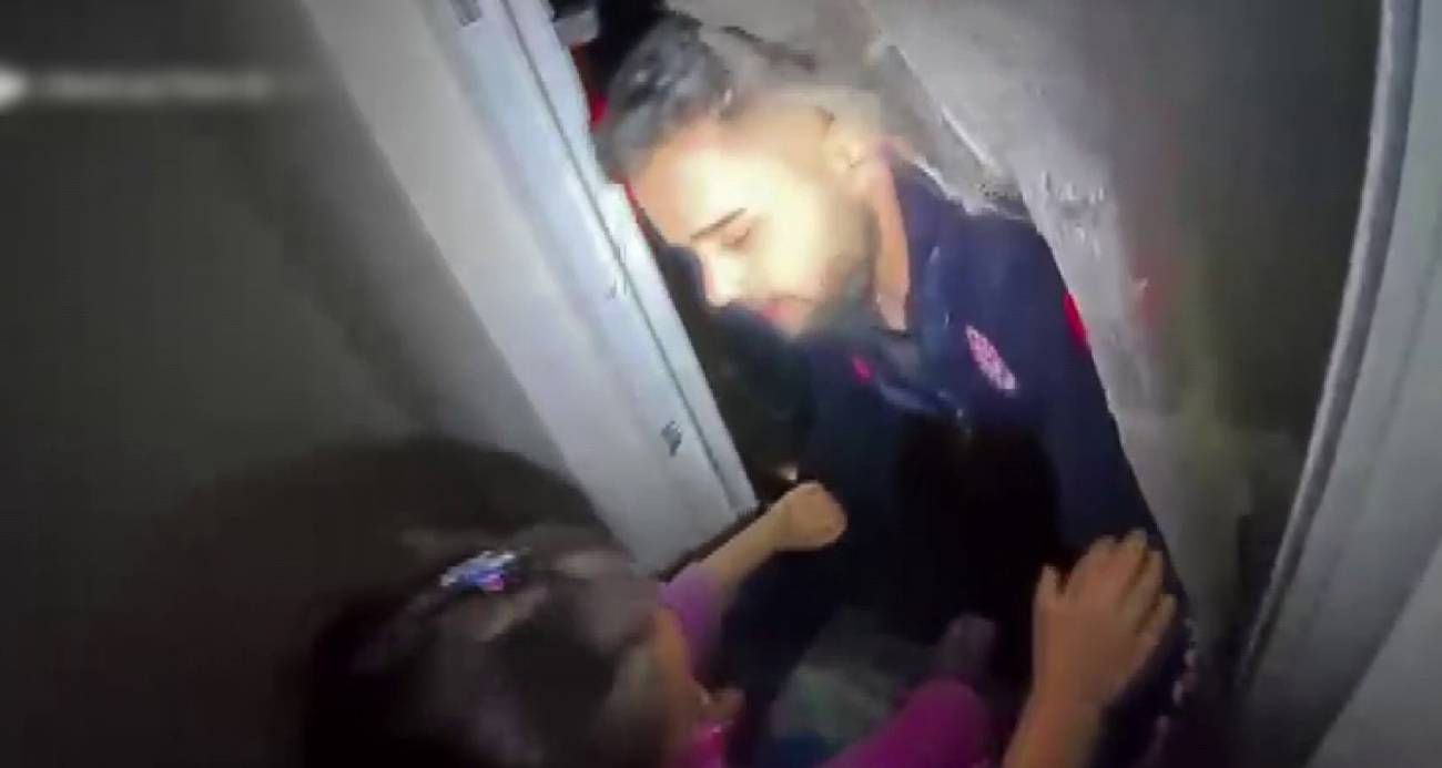 ok sayıda su baskınının yaşandığı Adıyaman’da evlerinden çıkamayan vatandaşların yardımına AFAD yetişti.