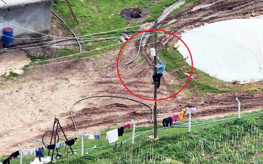 Dronu görünce kaçak hatları iptal etti - İhlas Haber Ajansı