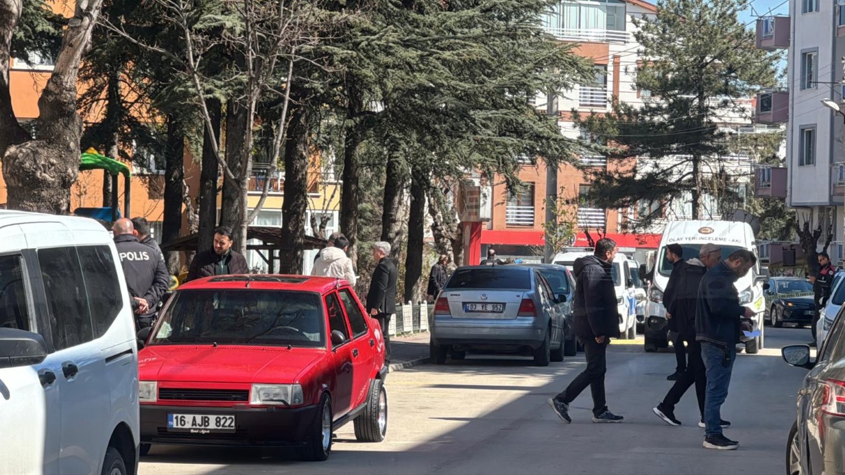 Nizip’te başıboş köpek saldırısında yaralanan 2 kişi belediyeye tepki gösterdi
