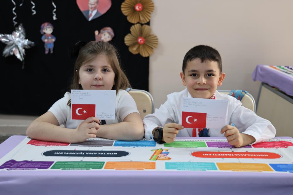 Minik eller yiğit yürekler için mektup yazdı, yiğitlerin cevabı gecikmedi