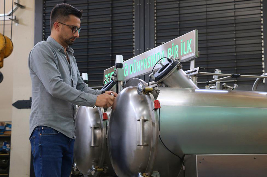 Zeytinyağında üreticileri heyecanlandıracak makine: Soğuk sıkımda sıcak sıkım verimi