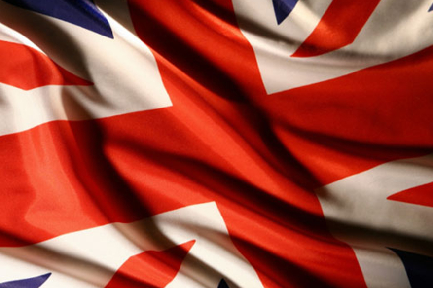 İngiltere’de 1 0cak 2009 sonrası doğanlara ömür boyu sigara yasağı