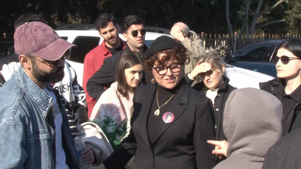 Mattia Ahmet Minguzzi’nin ailesi, doğum günü olan 23 Nisan’da çocuklarının mezarını ziyaret etti