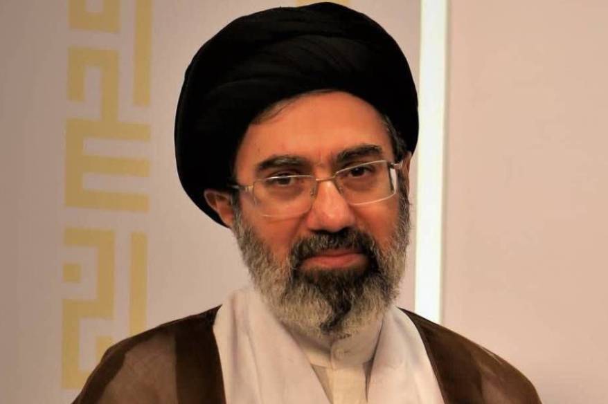 Hamaney: "Halkın birliği nedeniyle düşman saflarında kırılma meydana geldi"