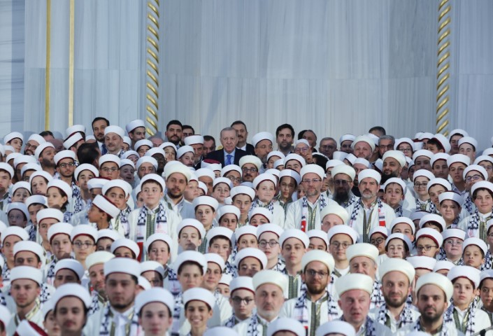 Cumhurbaşkanı Erdoğan, 333 hafızın icazet merasimine katıldı