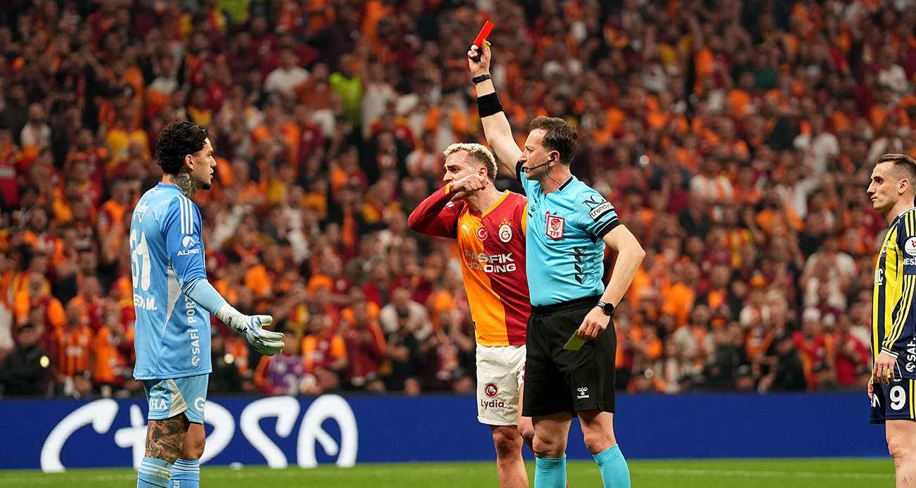 Ederson, derbide kırmızı kart gördü