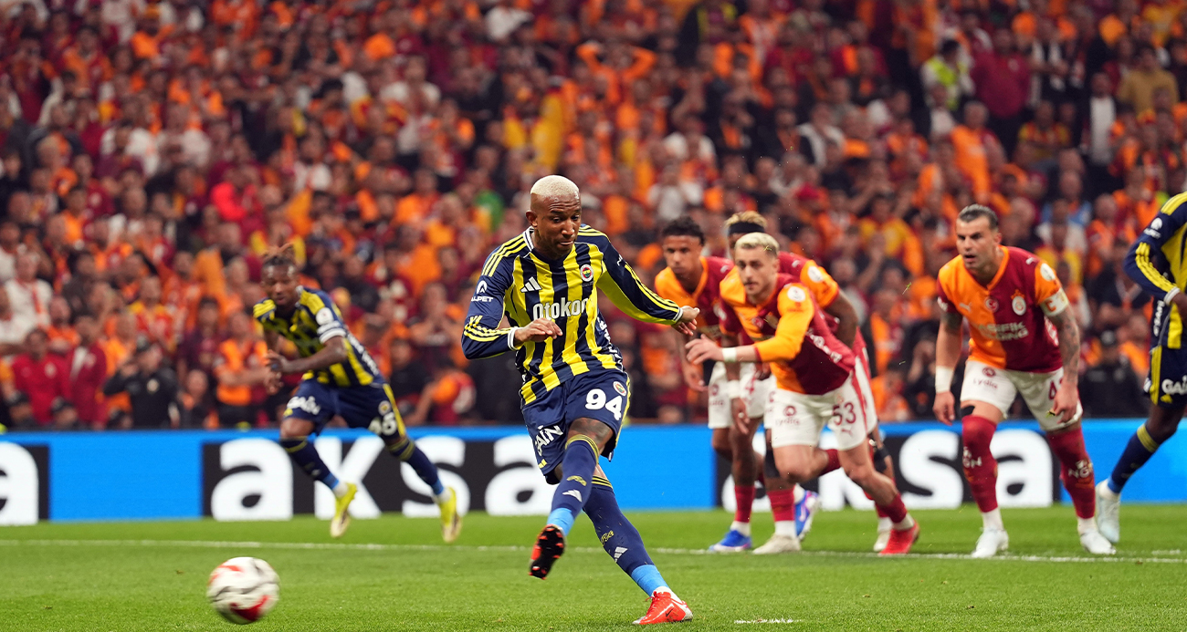 Talisca, derbide penaltı kaçırdı