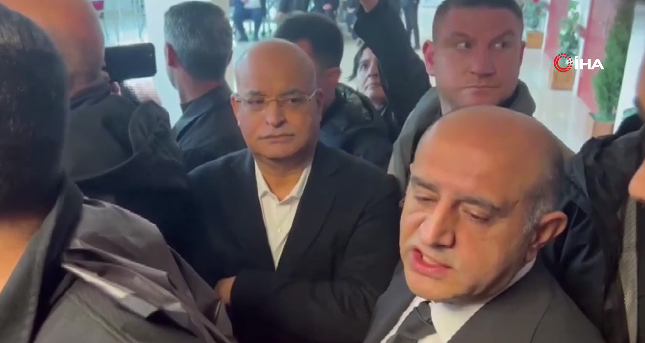 Ayasofya'da dev restorasyonda kritik aşama: Kubbe kapatılıyor