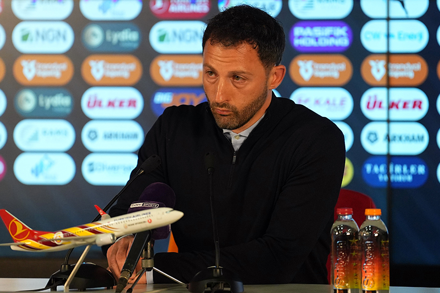 Domenico Tedesco: "Bu akşam gol atamamamız çılgınca geliyor"
