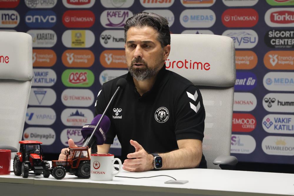  Konyaspor Teknik Direktörü İlhan Palut, galip geldikleri Trabzonspor maçının ardından ligde güvenilir bir yerde olduklarını belirterek, "Momentun futbolda çok kolay yakalanan bir şey değil. Bunu yakalamışken de bırakmayalım, devam edelim, sonuna kadar götürelim" dedi.