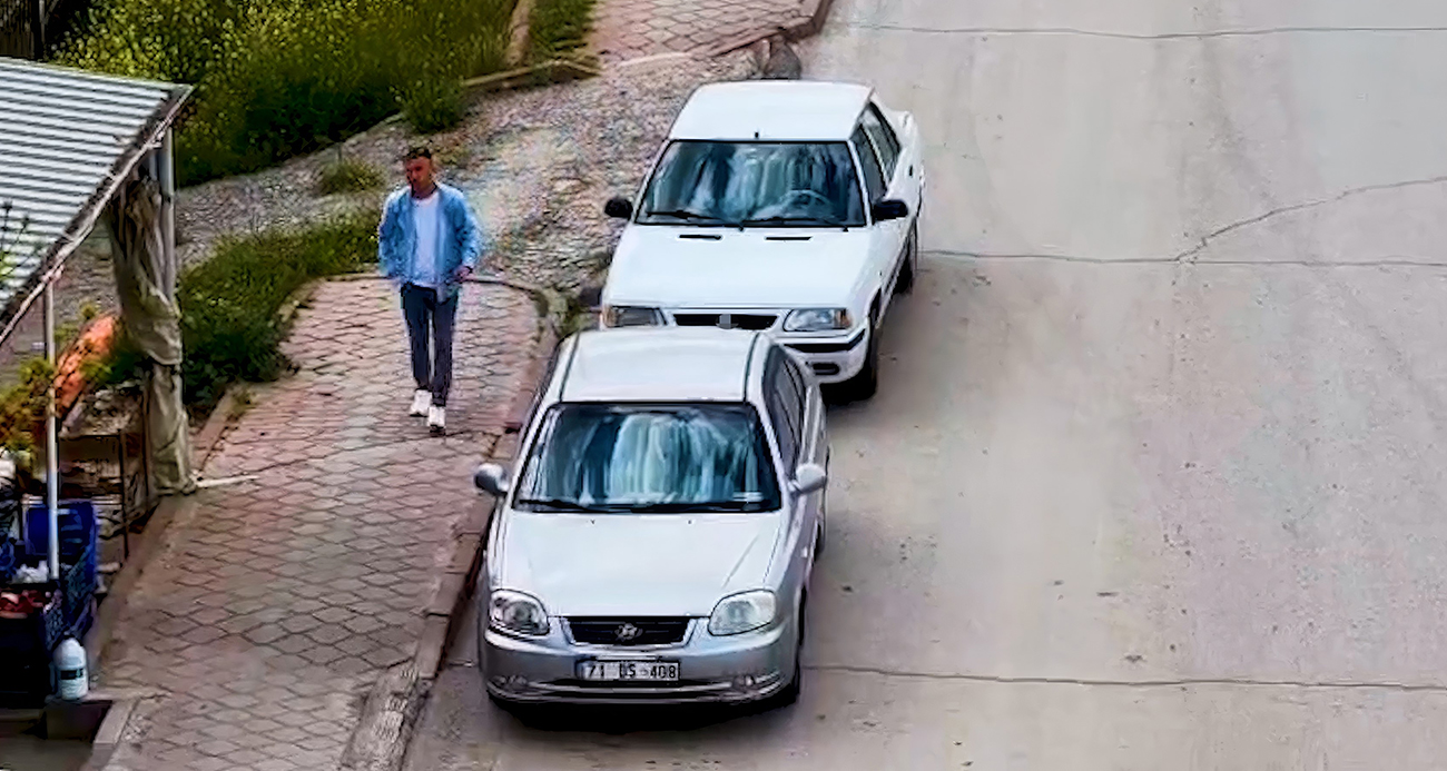 Aracını park edip uzaklaştı, dönüşte polisi karşısında buldu: Sürücüye ve araç sahibine 40’ar bin lira ceza