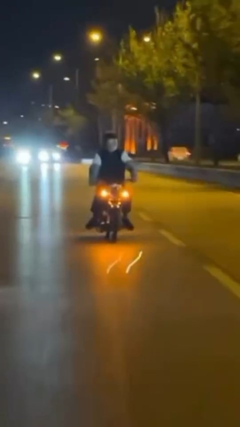 Dünyanın en pahalı uzanması... 200 bin TL ceza yedi, motosikleti bağlandı