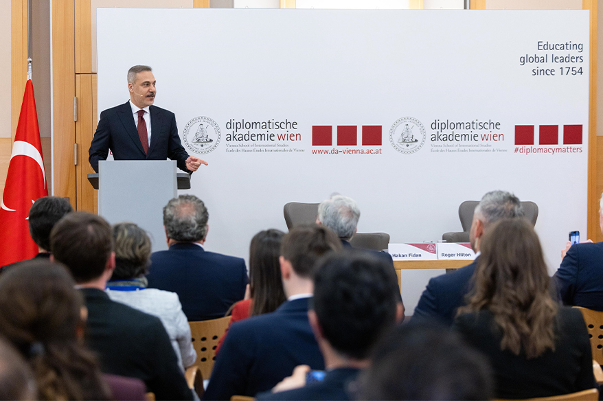 Bakan Fidan, Viyana Diplomasi Akademisi’nde düzenlenen konferansa katıldı