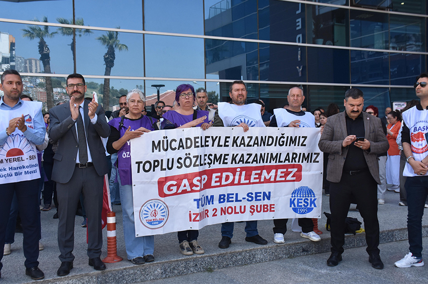 Bayraklı Belediyesi’nde memurların hak arayışı sürüyor