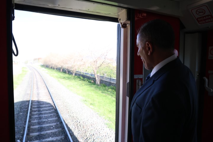 Demir yoluna adanmış 40 yıl: Son seferini yaptı