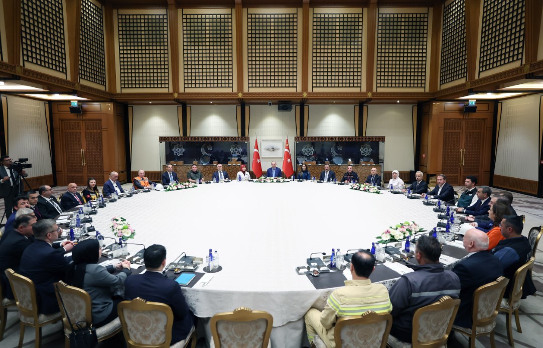 Cumhurbaşkanı Erdoğan, işçi ve işveren temsilcilerini kabul etti