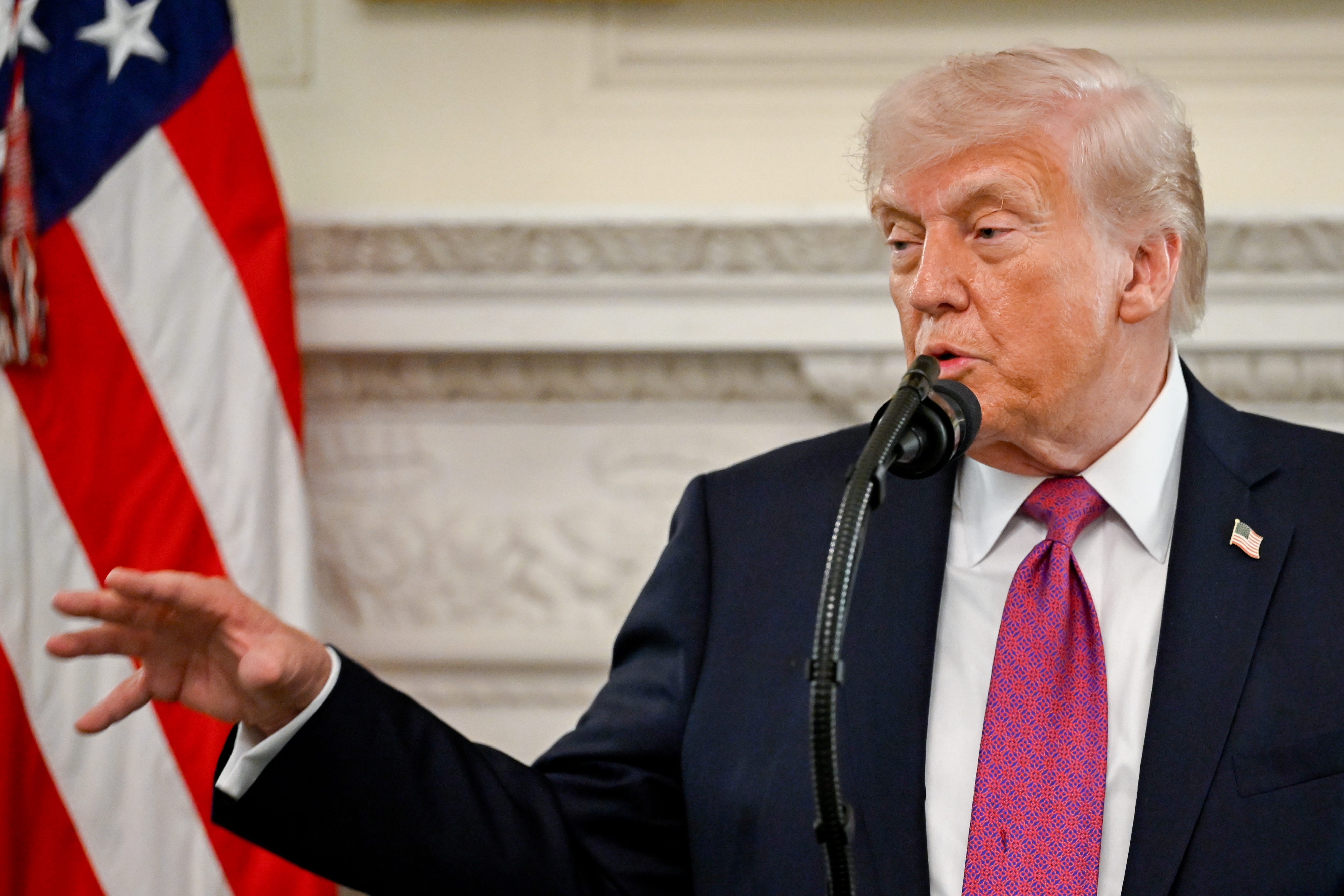 Trump’tan AB menşeli otomobil ve ağır vasıtalara yüzde 25 gümrük vergisi kararı
