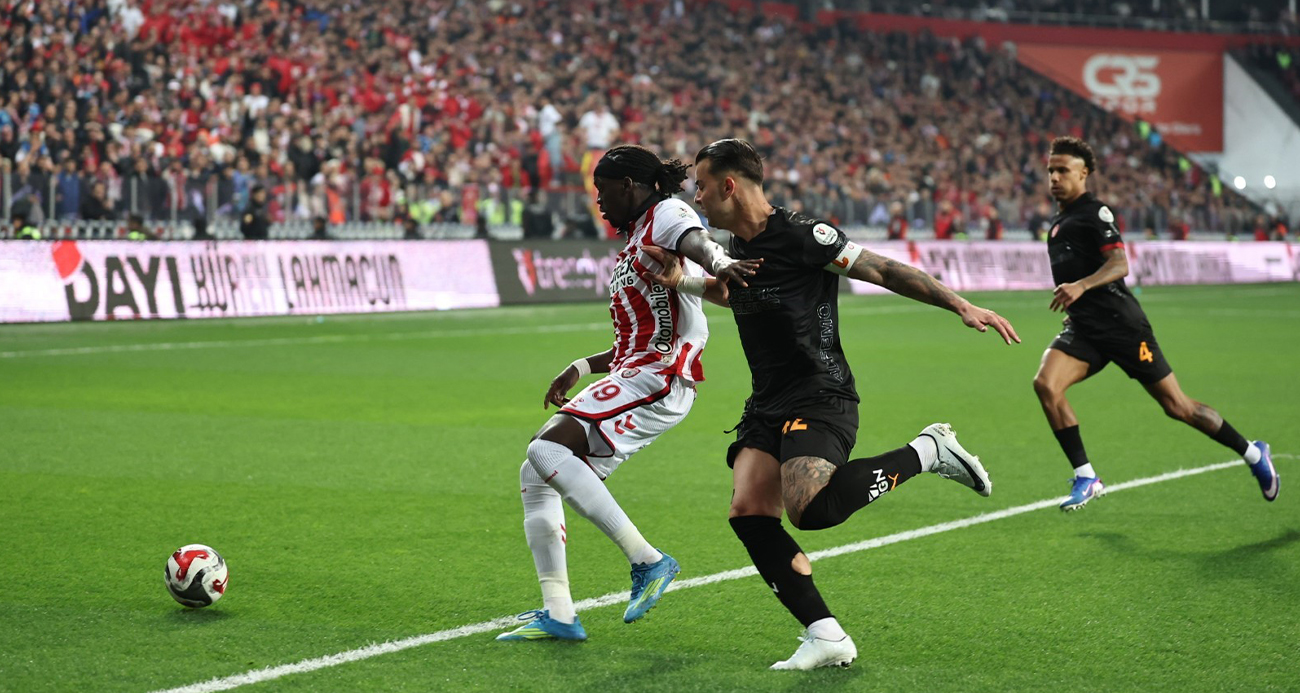 Galatasaray ligdeki 4. mağlubiyetini aldı