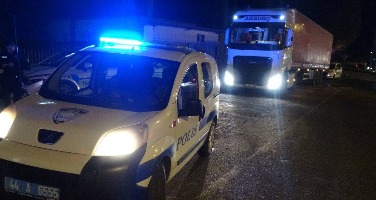 Malatya’da yol kenarında kanlar içerisinde bulunan bir şahıs kaldırıldığı hastanede hayatını kaybetti.