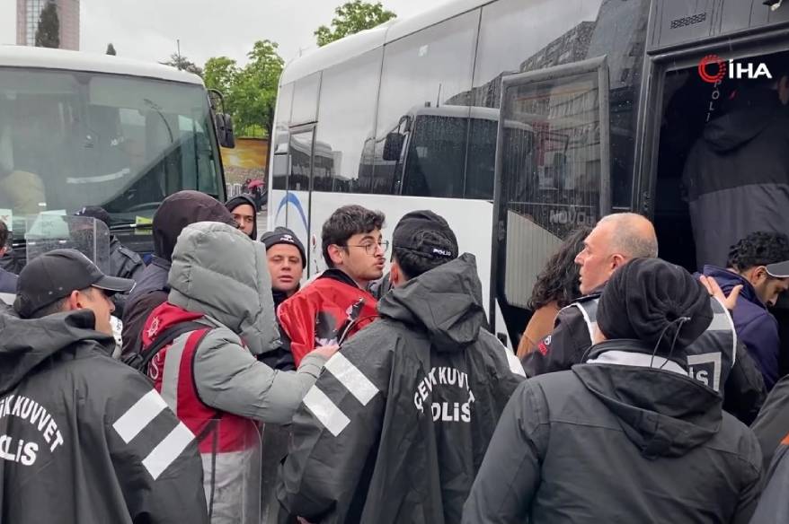 İstanbul’da 1 Mayıs’ta gözaltına alınan 580 kişi serbest bırakıldı