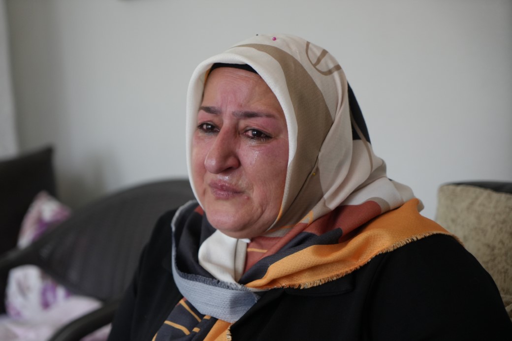 15 yıldır kayıp kızının izini süren gözü yaşlı anne: 