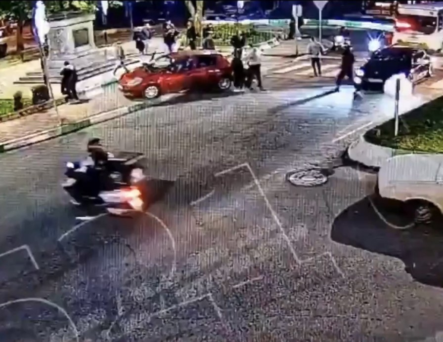 Yaya geçidinde otomobilin çarptığı yaşlı adam hayatını kaybetti