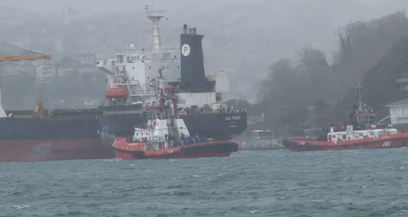 Panama bayraklı kuru yük gemisi, İstanbul Boğazı geçişi sırasında makine arızası yaptı. Gemi, Kıyı Emniyeti Genel Müdürlüğü ekipleri tarafından kurtarıldı.