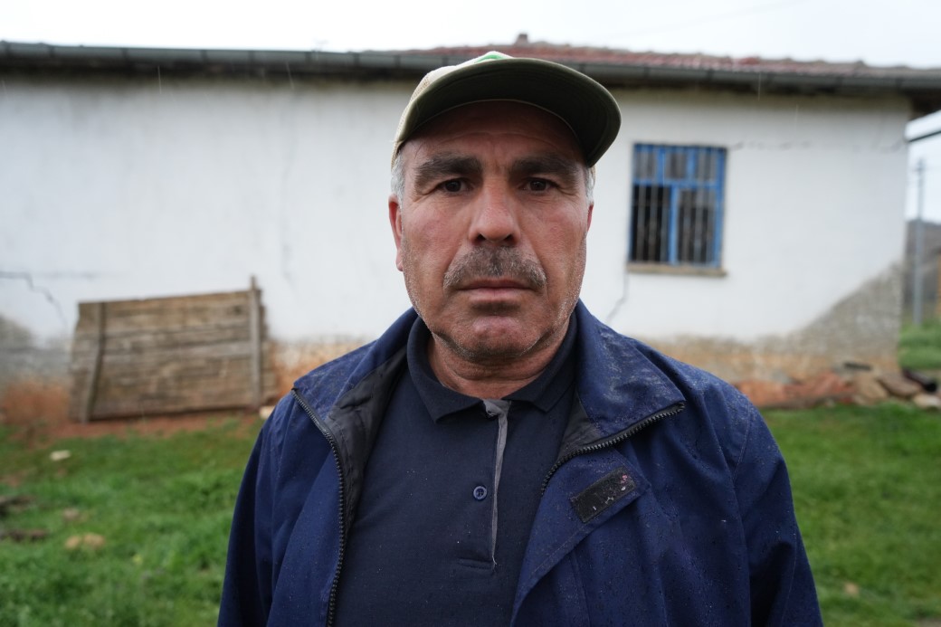 Heyelan köyü tehdit ediyor, vatandaş tedirgin: 