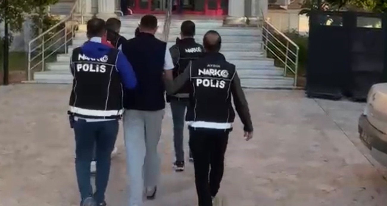 Aydın’da teknede 186 kilo uyuşturucu ele geçirildi