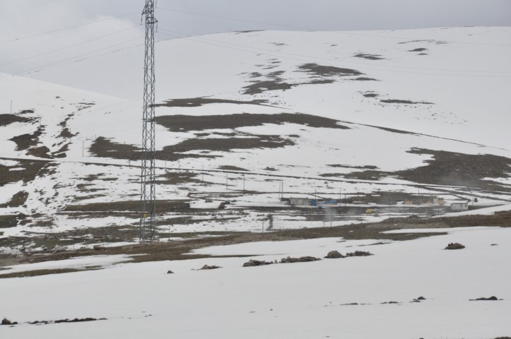 Kars’ta 2200 rakımda 50 santim kar