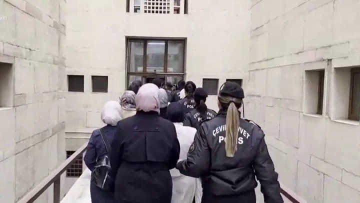 Bursa’da sahte doktor çetesi çökertildi... Evleri kaçak kliniğe çevirmişler