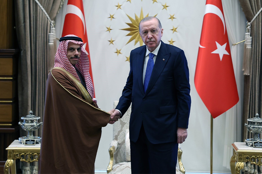 Cumhurbaşkanı Erdoğan, Suudi Arabistan Dışişleri Bakanı Ferhan’ı kabul etti