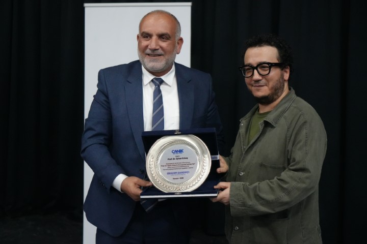 Prof. Dr. Oytun Erbaş: 