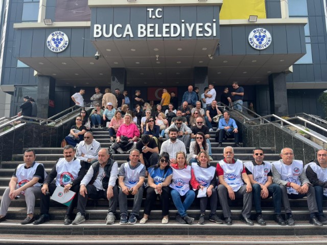 Buca Belediyesinde memur eylemi sürüyor: Tam gün iş bıraktılar