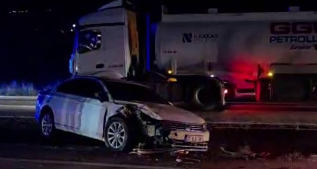 Osmaniye’nin Bahçe ilçesinde tanker ile 2 otomobilin karıştığı trafik kazasında 1 kişi hayatını kaybetti, 2 kişi yaralandı.