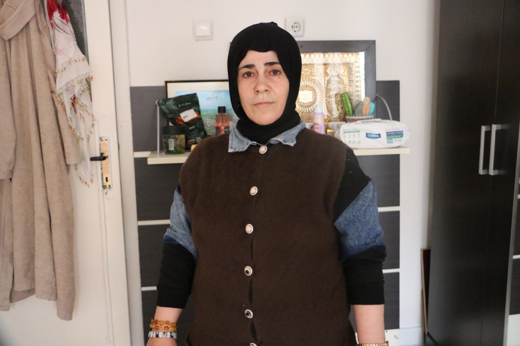 3’ü engelli 4 çocuğuna hem annelik hem babalık yapıyor