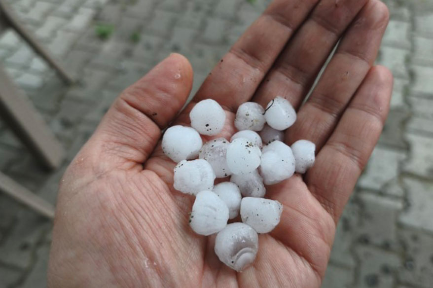 Manisa’yı dolu vurdu