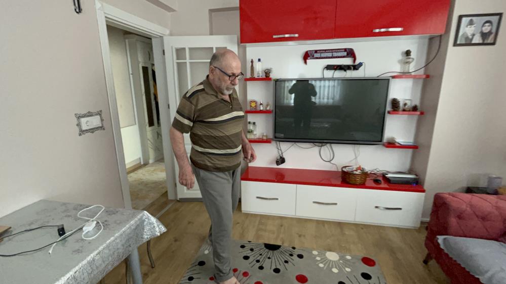 Köpekler kolunu parçaladı, gözleri açık gitti