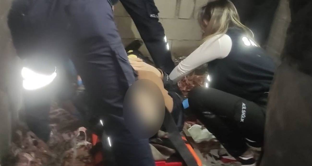 Sivas’ın Şarkışla ilçesinde yapımı süren bir inşaatta asansör boşluğuna düşen kadın yaralandı.