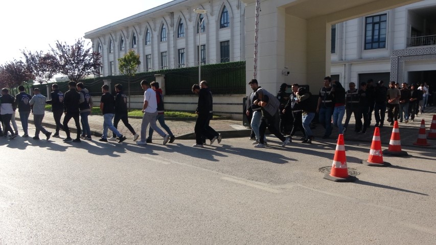 Hayalet dolandırıcı seyyar çağrı merkezini sırtlayıp otel otel gezmiş