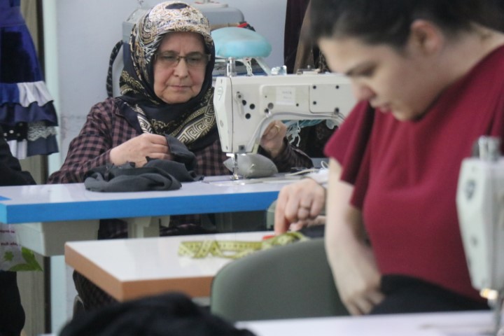 65 yaşındaki Remziye teyzenin