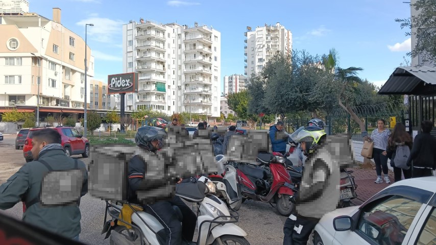 Dijital şantaj: 500 bin TL isteyip, kapısına onlarca kurye, nakliyeci, ambulans ve cenaze aracı gönderdiler