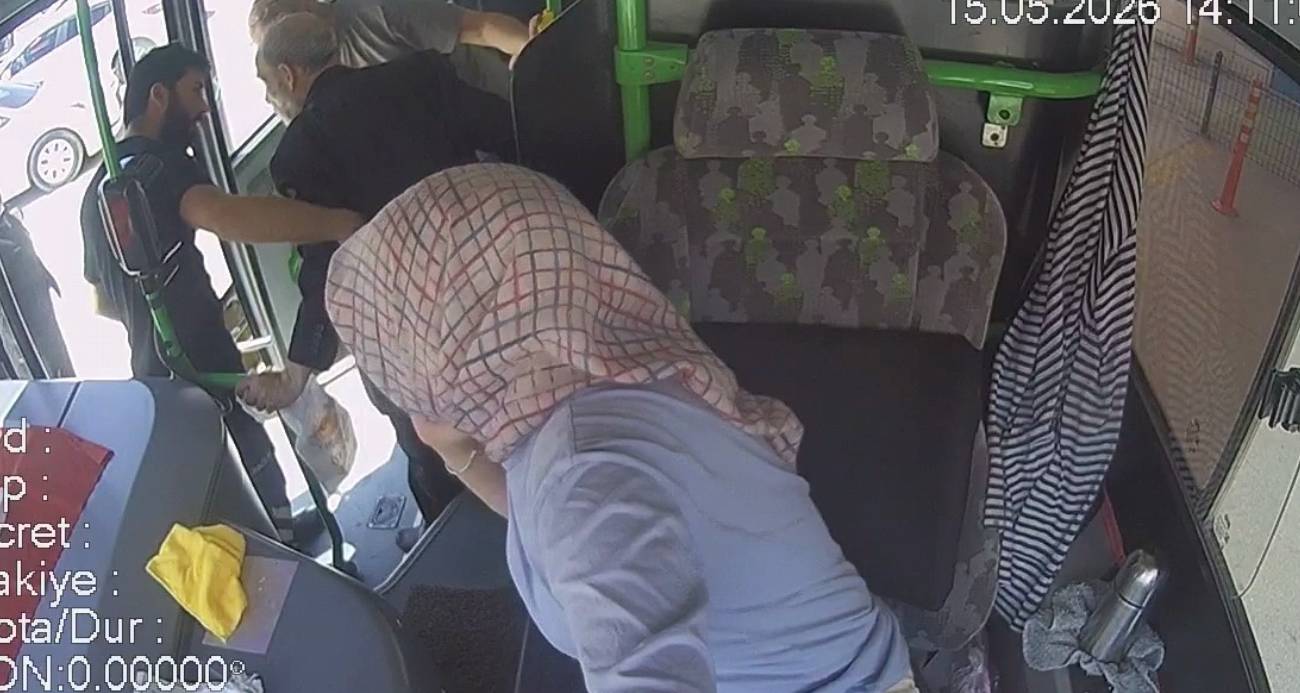 Yolcusu fenalık geçirince kadın şoför rotayı hastaneye çevirdi