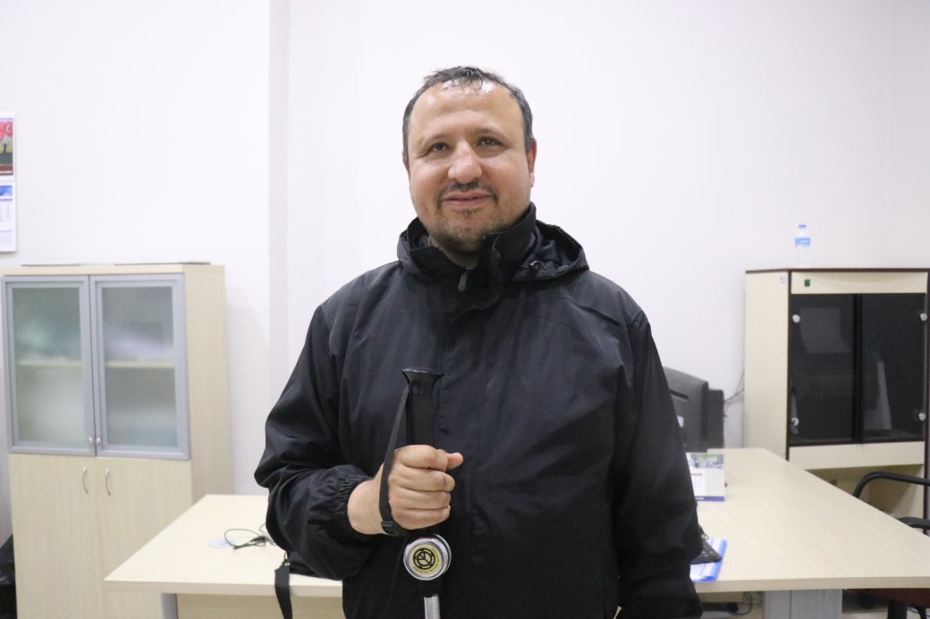 Oğluna verilen ceza hayatını değiştirdi: Görme engelli eğitimcinin 6 diplomalı başarı öyküsü