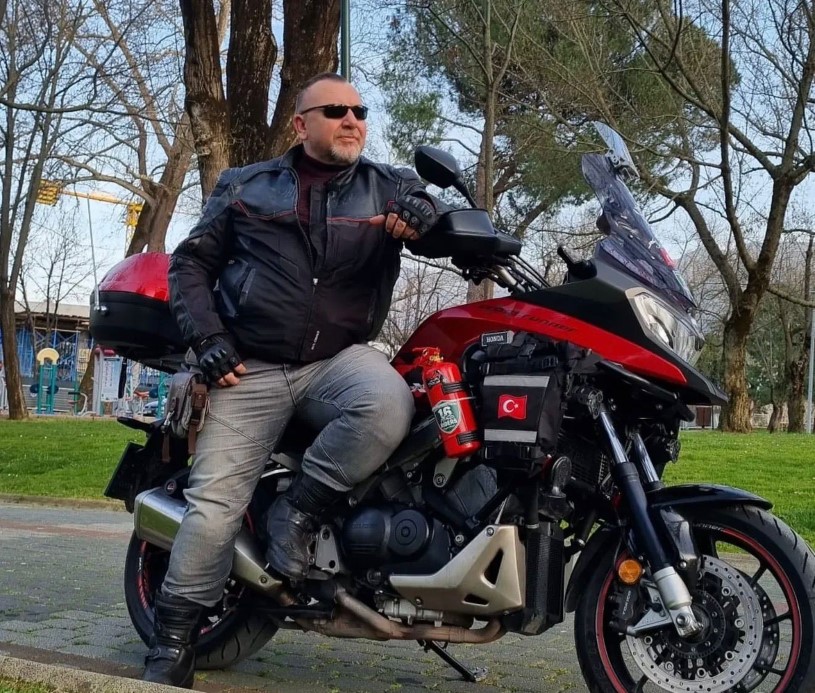 Bursa’da feci kaza: Motosiklet tutkunu sanatçı hayatını kaybetti, oğlu ağır yaralandı