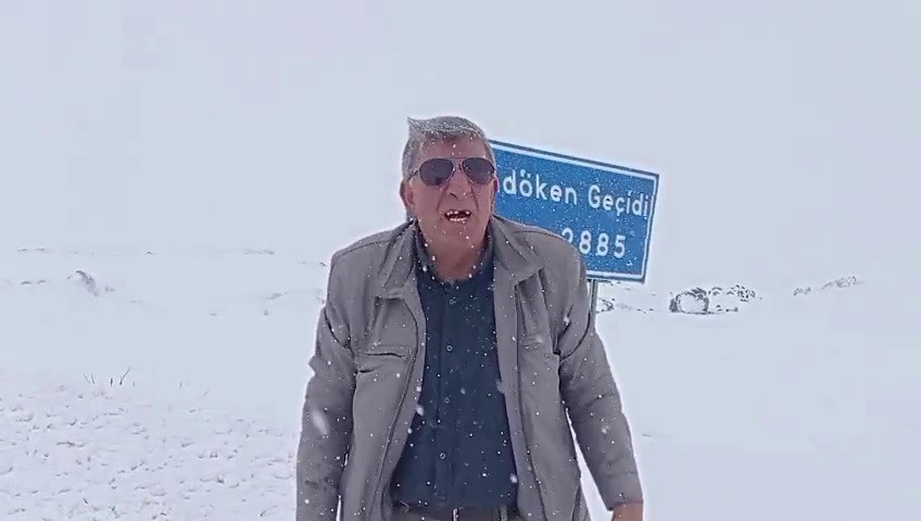 Palandöken geçidinde kar ve tipi etkili oluyor