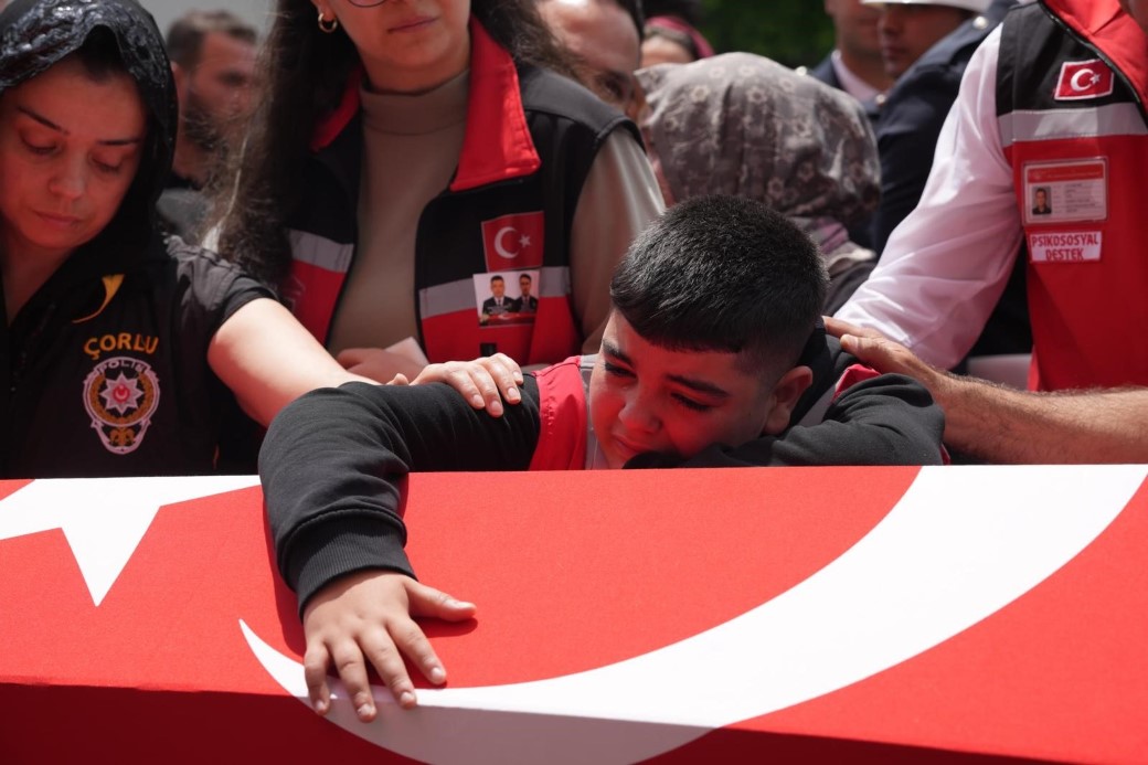 Tekirdağ’da şehit polislere acı veda