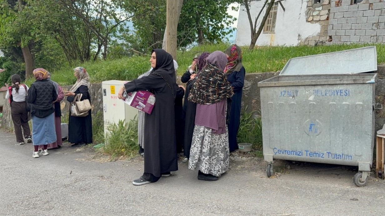Kocaeli’de toprak kayması nedeniyle 5 bina tahliye edildi